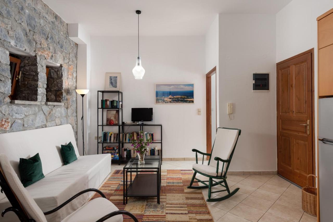 Aura Traditional Apartment Prinés Exterior photo