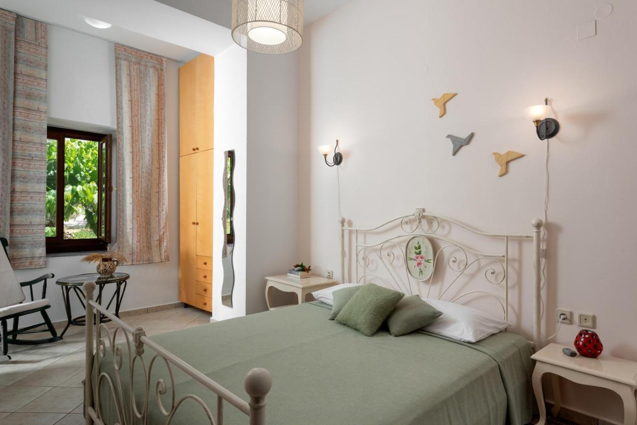 Aura Traditional Apartment Prinés Exterior photo